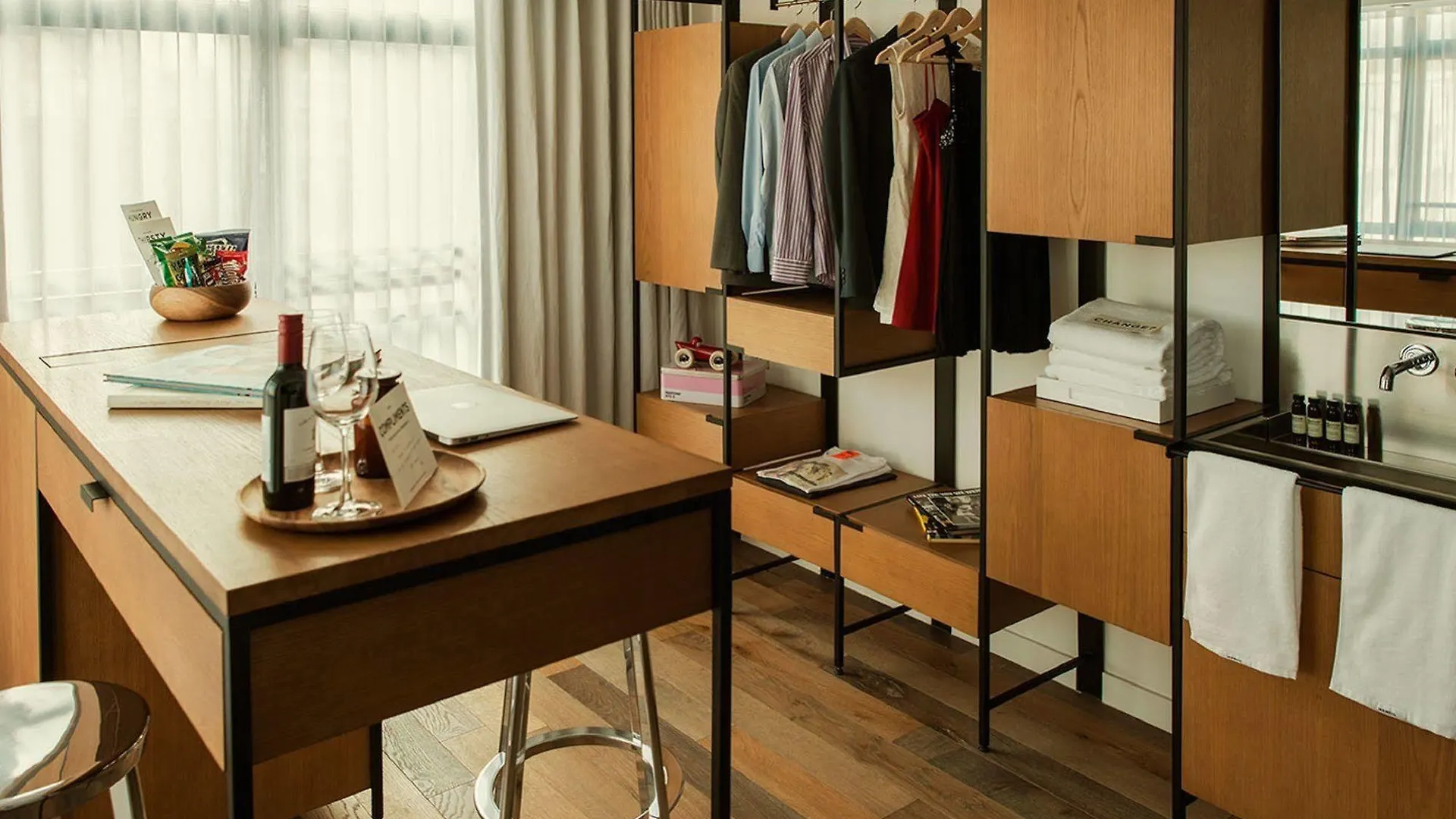 Отель Hmlet Austin Avenue Гонконг